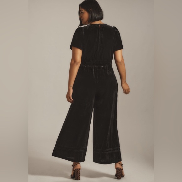 NWT! Anthropologie Black The Somerset Jumpsuit: Velvet Edition - Size XXS 🏀 - Picture 4 of 9